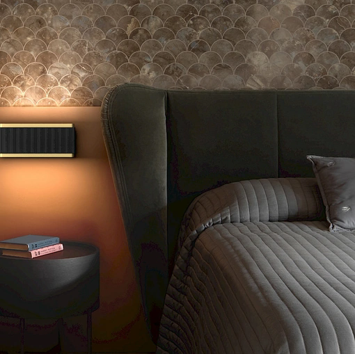 Lampada da parete Pochette realizzata in alluminio di Rotaliana