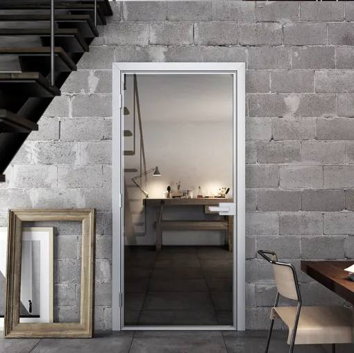 Porta battente per interni in vetro con telaio in alluminio Quies di Albed