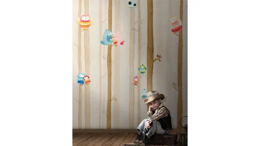 Carta da parati per camerette con gufetti colorati nel bosco Dakota di London Art