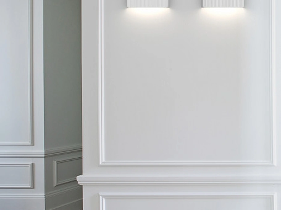 Lampada da parete in alluminio Dresscode di Rotaliana