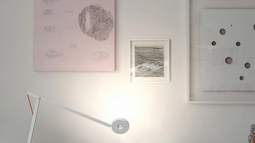 Lampada da tavolo String di Rotaliana