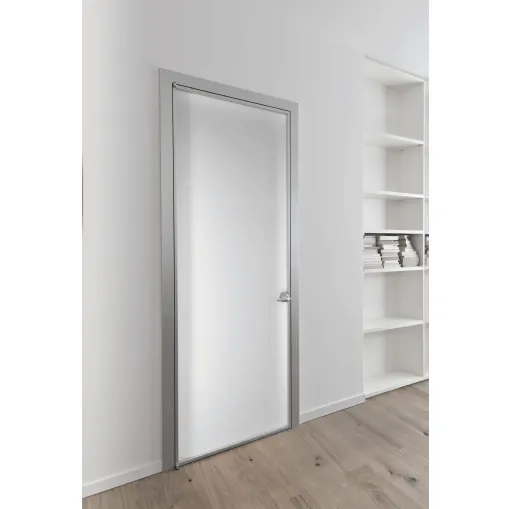 Porta per interni Prima in Vetro Bianco con telaio in alluminio di Albed