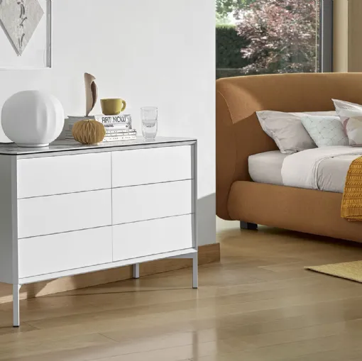 Cassettiera York in laccato Bianco opaco con top in ceramica di Calligaris