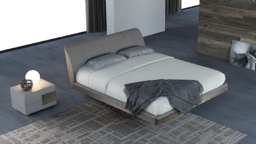 Letto con testiera in quercia tabacco con imbottitura in econabuk cenere Prestige di Voltan