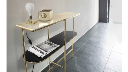 Mobile ingresso in ottone lucido con piano superiore in ceramica e piano inferiore in legno Puro Calligaris
