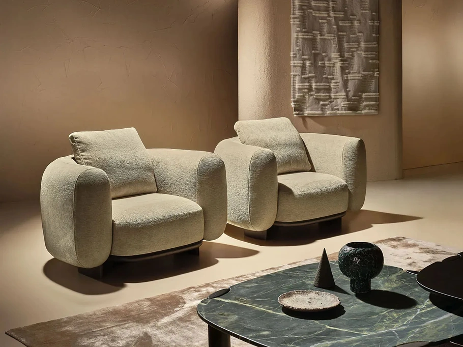 Poltrona Daku Lounge in tessuto imbottito di Nature Design