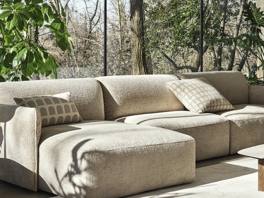 Divano con penisola Axis di Calligaris