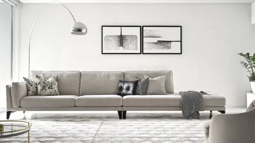 Divano accogliente rivestito in tessuto Queen di Calligaris