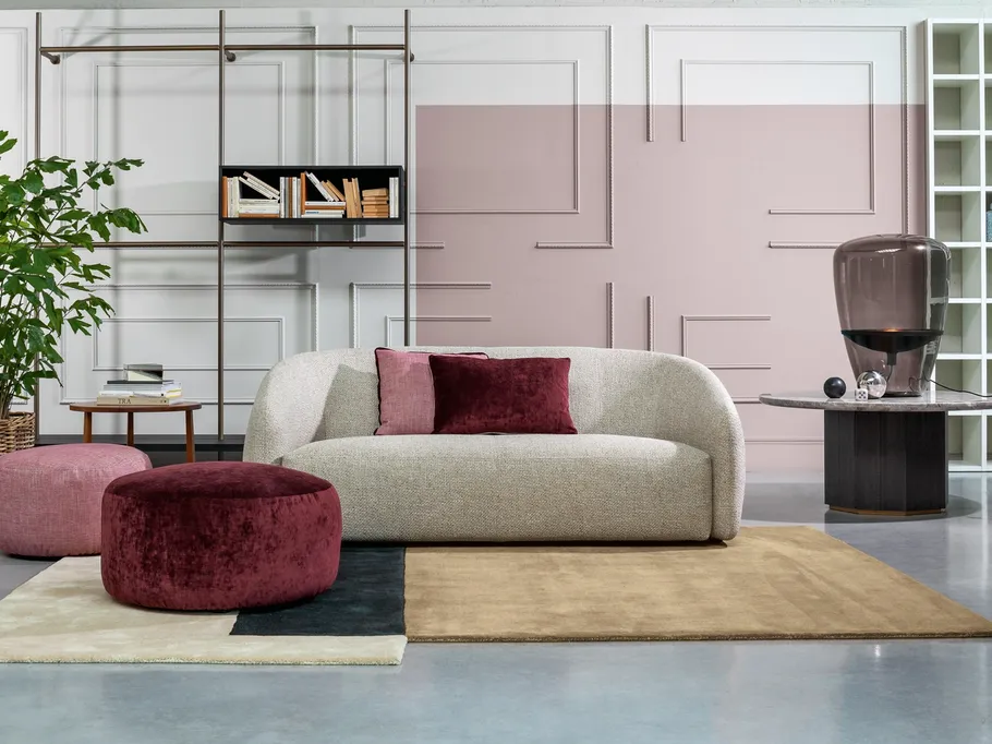 Divano lineare Globe di Flexteam