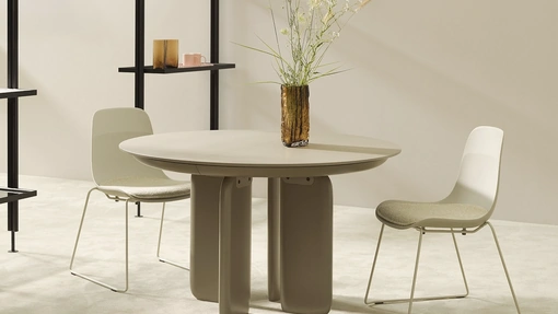 Sedia Elephantino di Kristalia