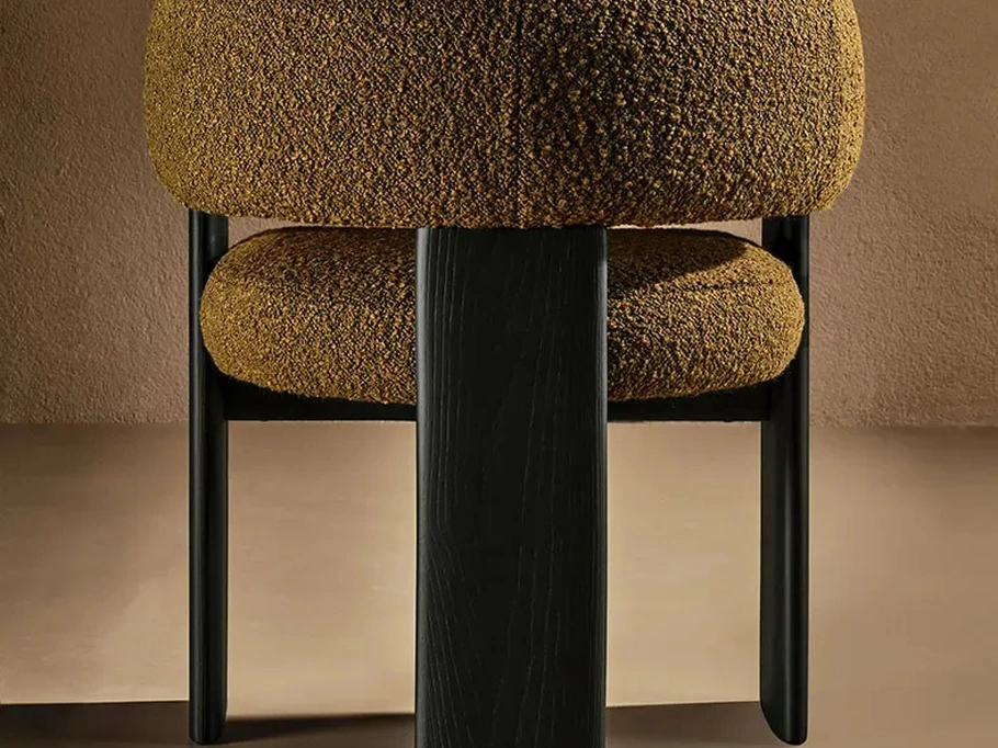 Sedia Trine Armchair in tessuto imbottito di Nature Design