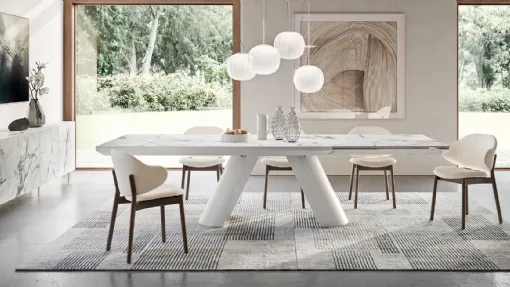 Tavolo allungabile con piano in ceramica effetto marmo Apian di Calligaris