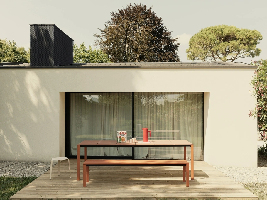 Tavolo Be-Easy Slatted di Kristalia