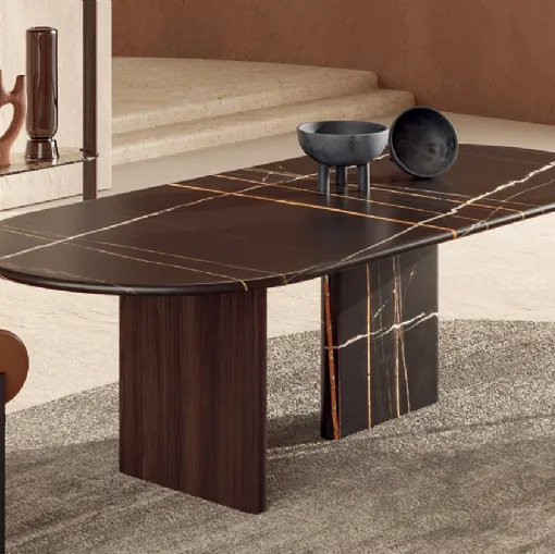 Tavolo con top in marmo e base in marmo e legno Monolith di Nature Design