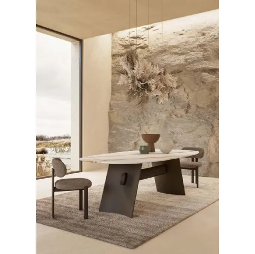 Tavolo con piano in marmo e struttura in metallo finitura bronzo Wave Nature Design