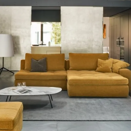 Divano di design in tessuto con penisola Loungey di Calligaris