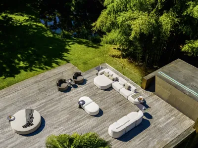 Salotto da esterno Belt 01 in tessuto di Varaschin