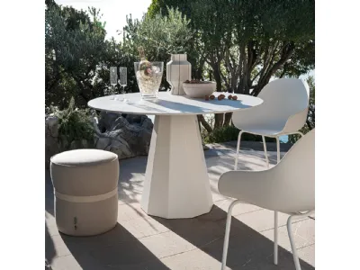Tavolo Dix di Connubia Outdoor