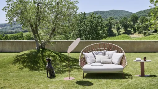 Divano Daybed in tessuto e metallo Emma Cross di Varaschin