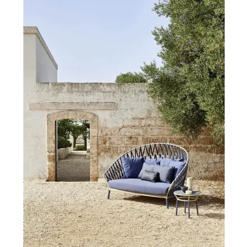 Divano Daybed Compact Emma Cross in alluminio con seduta in tessuto imbottito e schienale con band in tessuto acrilico intrecciate di Varaschin