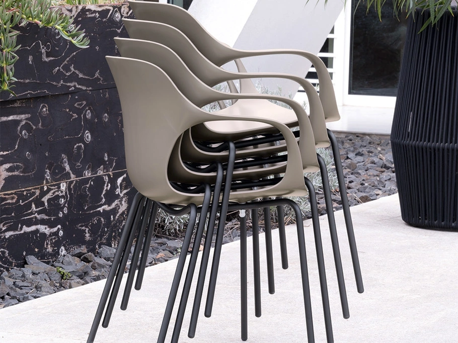 Sedia Ops! di Connubia Outdoor